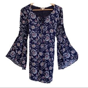 Entro Flowy Bell-Sleeved Lined Dress, Size Small